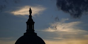 Μαύρα σύννεφα για την οικονομία των ΗΠΑ φέρνει ο πληθωρισμός