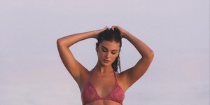 γυναίκα με μαγιό