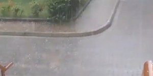 Σφοδρή χαλαζόπτωση στο κέντρο της Κοζάνης
