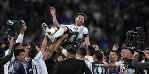 Η Αργεντινή αναδείχθηκε υπερ-πρωταθλήτρια κόσμου, καθώς ισοπέδωσε 3-0 την Ιταλία