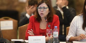 Η νέα υπουργός οικονομικών της Αργεντινής, με ελληνικές ρίζες, Σιλβίνα Μπατάκις