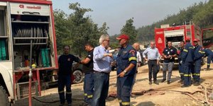 Επίσκεψη κυβερνητικού κλιμακίου στη Δαδιά, μετά τη φωτιά