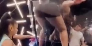 Οι κοπέλες σε έξαλλη κατάσταση τα έσπασαν όλα στο εστιατόριο