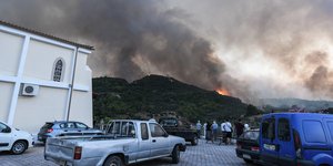 ΗΛΕΙΑ-ΜΕΓΑΛΗ ΠΥΡΚΑΓΙΑ ΣΤΑ ΚΡΕΣΤΕΝΑ