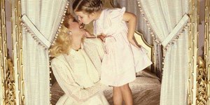 Η Ιβάνα Τραμπ με την κόρη της Ιβάνκα σε νεαρή ηλικία