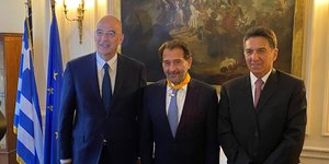 Η παρασημοφόρηση του διεθνούς φήμης εμβρυολόγου Κύπρου Νικολαϊδη