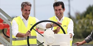 Ο Κυριάκος Μητσοτάκης μαζί με τον Κιρίλ Πετκόφ εγκαινιάζουν τον ελληνοβουλγαρικό αγωγό φυσικού αερίου IGB