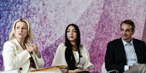 Ο πρωθυπουργός Κυριάκος Μητσοτάκης στο συνέδριο «Ίσες ευκαιρίες στην εργασία»