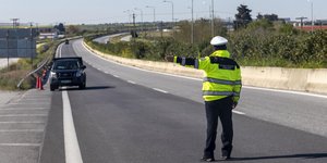Μπλόκο τροχαίας στην Εθνική Οδό