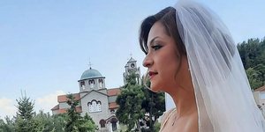 Εύη Αμανατίδου, κόρη βουλευτή νύφη