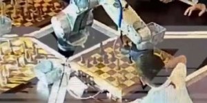 Αδιανόητο: Ρομπότ άρπαξε και έσπασε το δάχτυλο του 7χρονου αντιπάλου του σε παρτίδα σκάκι! (vid)