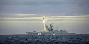 Εκτόξευση ρωσικού υπερηχητικού πυραύλου Zircon