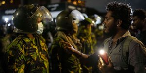 Έφοδος του στρατού σε καταυλισμό στη Σρι Λάνκα 