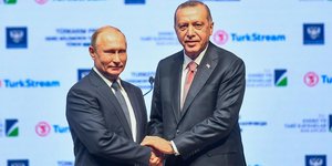 Μεγάλη συνεργασία Τουρκίας - Ρωσίας στον τομέα της παραγωγής αυτοκινήτων. 