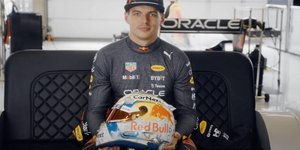 To κράνος του Max Verstappen