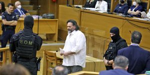 Γιάννης Λαγός