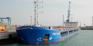 Το υπό ρωσική σημαία πλοίο Zhibek Zholy σε παλιότερο ελλιμενισμό του
