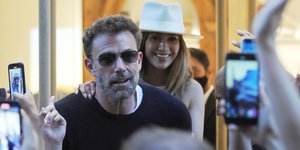 Μπεν Άφλεκ και Τζένιφερ Λόπεζ για ψώνια στο Μιλάνο