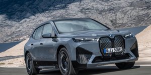 BMW iX