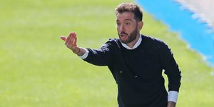 O νέος προπονητής του Ολυμπιακού Κάρλος Κορμπεράν