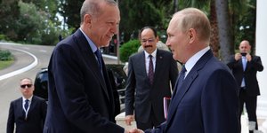 Οι πρόεδροι Τουρκίας και Ρωσίας, Ρετζέπ Ταγίπ Ερντογάν και Βλαντιμιρ Πούτιν 