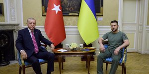 Συνάντηση Ερντογάν-Ζελένσκι στο Λβιβ της Ουκρανίας 