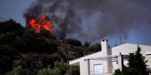 Αργολίδα: Μεγάλη πυρκαγιά στα Πυργιώτικα Ναυπλίου - επιχειρούν επίγειες και εναέριες δυνάμεις 