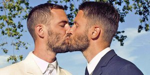 O Jacquemus με τον σύζυγό του στο γάμο τους