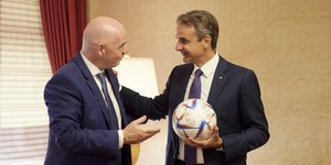Κυριάκος Μητσοτάκης Κατάρ Τζιάνι Ιφαντίνο UEFA