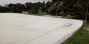 Το ξερό γήπεδο της Νέας Πεντέλης