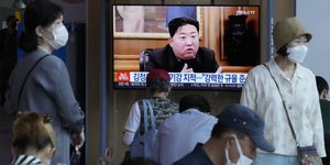 Κιμ Γιονγκ Ουν στην τηλεόραση 