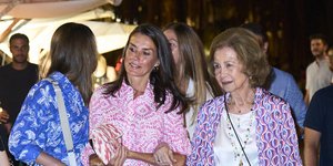 Η βασίλισσα Λετίθια με την πεθερά της, τέως βασίλισσα Σοφία