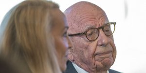 O Ρούπερτ Μέρντοχ και η Τζέρι Χολ τον Οκτώβριο του 2019