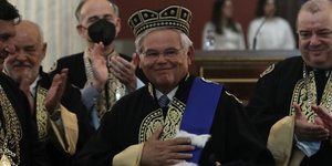 Ρόμπερτ Μενέντεζ Γερουσιαστής ΗΠΑ