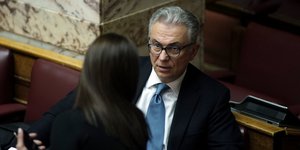 Ο Θοδωρής Ρουσόπουλος στα έδρανα της Βουλής