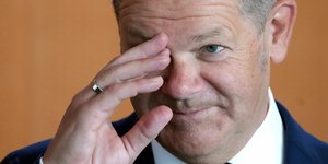 Ο Ολαφ Σόλτς υτπό πίεση για το σκάνδαλο Cum-Ex