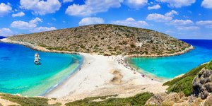 Η διπλή παραλία στην Αστυπάλαια