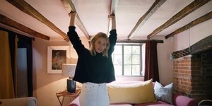 Η Σιένα Μίλερ στο εξοχικό της