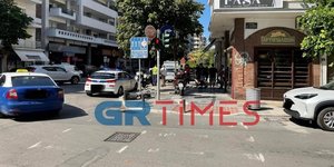 Αυτοκίνητο παρέσυρε ο,τι βρήκε μπροστά του στη Θεσσαλονίκη