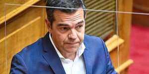 Ο Αλέξης Τσίπρας κατά την ομιλία του στη Βουλή