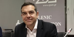 Ο Αλέξης Τσίπρας στα γραφεία της Επιτροπής Ανταγωνισμού