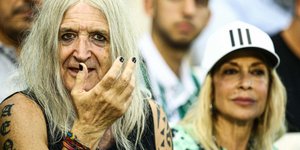 Αννα Βίσση, Νίκος Καρβέλας