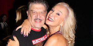 Γιάννη Βούρος, Νταίζη Σεμπεκοπούλου