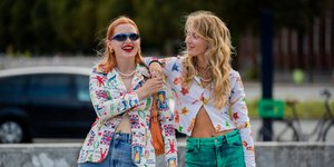 Γυναίκες με πουκάμισα