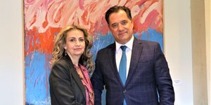 Με την νεοεκλεγείσα πρόεδρο του ΕΒΕΑ, Σοφία Κουνενάκη Εφραίμογλου συναντήθηκε ο υπουργός Ανάπτυξης και Επενδύσεων Αδ. Γεωργιάδης	