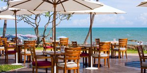beach bar