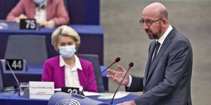 Αιχμές του Σαρλ Μισέλ κατά της Κομισιόν για τα μέτρα που ανακοίνωσε σχετικά με την αντιμετώπιση της ενεργειακής κρίσης