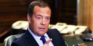 Ντμίτρι Μεντβέντεφ δημοψήφισμα δημοψηφίσματα Ντονμπάς Λουχάνσκ