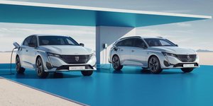 Peugeot e-308