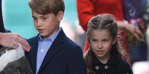 Πριγκιπας Τζορτζ και πριγκίπισσα Σάρλοτ στην κηδεία της βασίλισσας Ελισάβετ